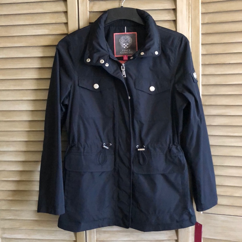 Vince Camuto cinched waist raincoat M